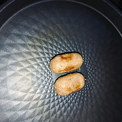 自制烤肠（自制烤肠这样做比红烧肉好吃10倍）