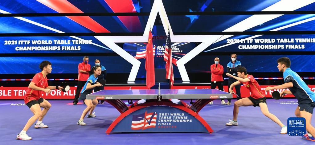 中美乒乓球队合练（乒乓球-世乒赛：中美混双组合进行合练）-趣拿体育