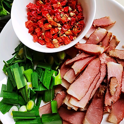 我心中的冬日限定#儿菜炒腊肉