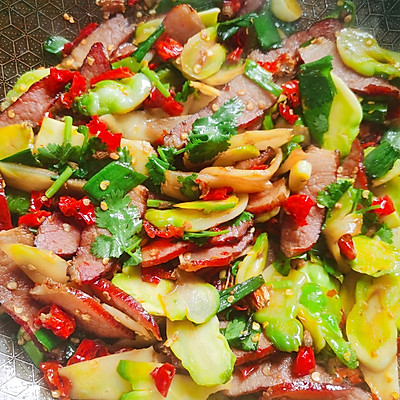 我心中的冬日限定#儿菜炒腊肉