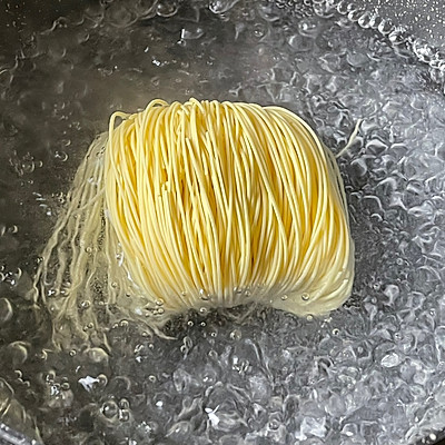 雞蛋炒面,雞蛋炒面的家常做法