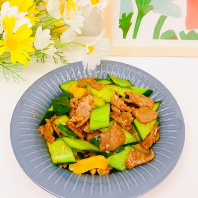 黃瓜炒肉,黃瓜炒肉片的家常做法