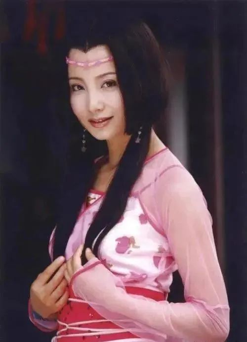 重庆美女众多，这八位重庆女星，个个温柔美丽，知性大方