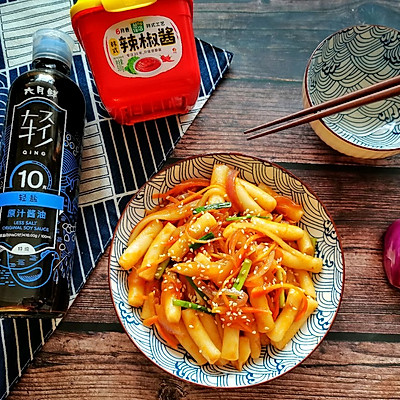 辣年糕的做法,辣年糕的做法家常做法竅門