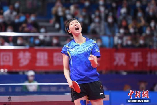 从奥运替补到世乒赛冠军，王曼昱这样走到舞台中央