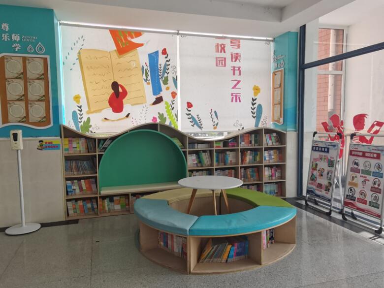青岛市城阳区天河小学打造“书香校园”(图1)