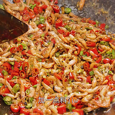 江虾怎么炒好吃又简单（1分钟教你做出好吃的韭菜炒河虾 ）