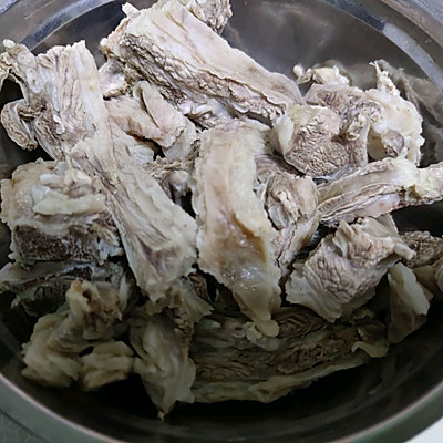 让人闻香止步的低温慢煮了一夜的清炖羊排