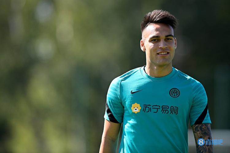 国米将与阿根廷足协对话（米体：国米将要求劳塔罗放弃阿根廷队本月征召，专注联赛冠军争夺）-趣拿体育