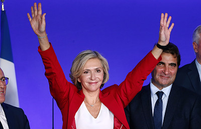 法国球衣上三个F是什么意思(女候选人“大爆发”！佩克雷斯赢得法国共和党总统初选，法国将迎来首位女总统？)
