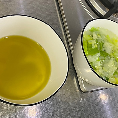 海參湯的家常做法,海參湯的家常做法視頻