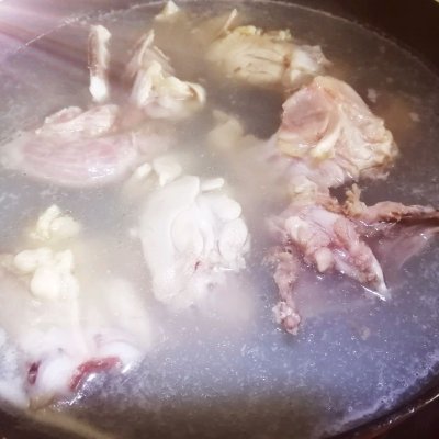 高壓鍋燉雞湯,高壓鍋燉雞湯多長時間最好