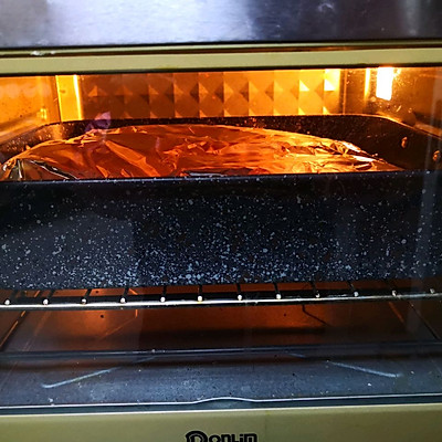 秋天少不了这道简易烤箱锡纸烤鱼,鲜味浓厚,别错过