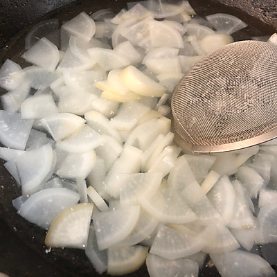 蘿卜燉牛肉,蘿卜燉牛肉的家常做法步驟