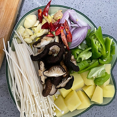 黃燜雞塊的做法,黃燜雞塊的做法最正宗的做法