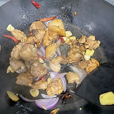 黃燜雞塊的做法,黃燜雞塊的做法最正宗的做法