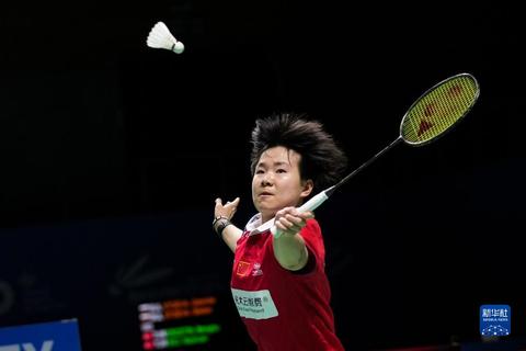 羽毛球运动员何冰娇简历（羽毛球世锦赛：何冰娇晋级）