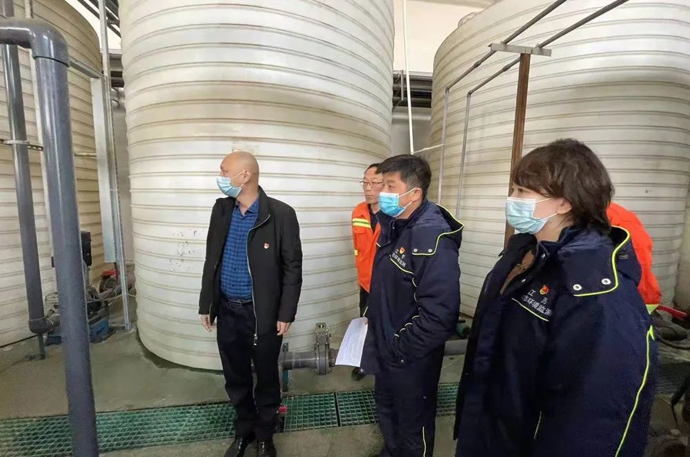 我为群众办实事——泰州市检察院到企业中开展“两在两同”系列活动