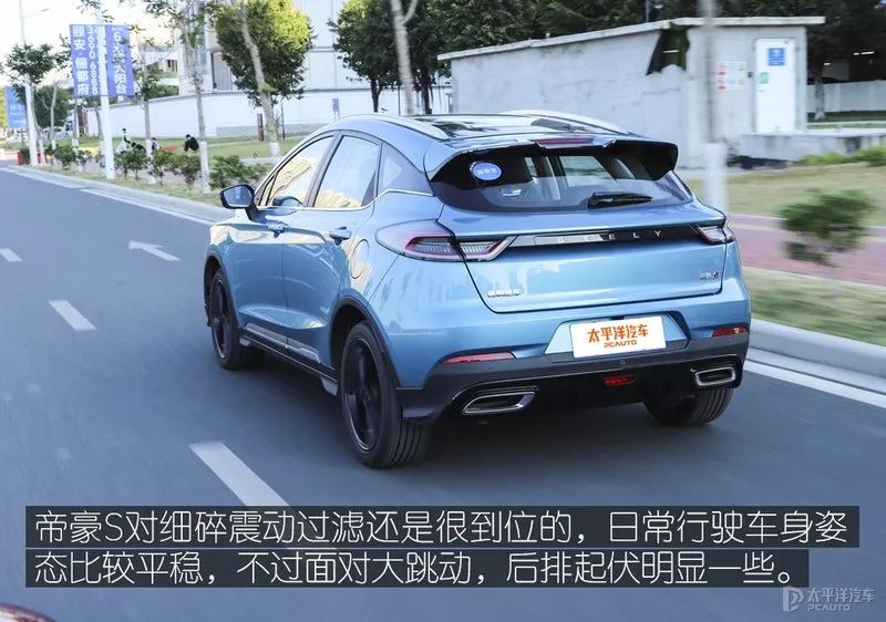 不愧是吉利销量顶梁柱！这台只要10万元的跨界SUV，实力不赖