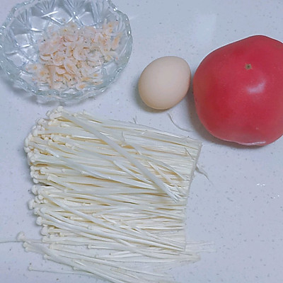 金针菇怎么做汤（金针菇做汤的做法和步骤）