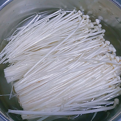 金针菇怎么做汤（金针菇做汤的做法和步骤）