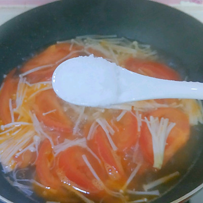 金针菇怎么做汤（金针菇做汤的做法和步骤）
