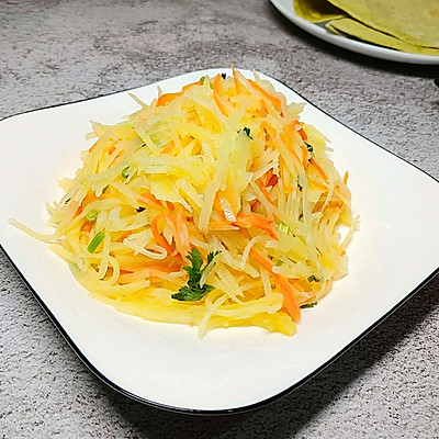 酸溜土豆丝「酸溜土豆丝怎么做」-皮皮自媒体