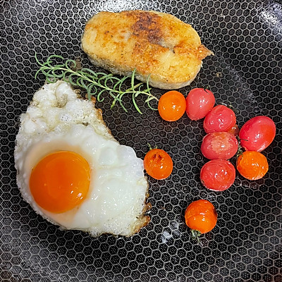 鳕鱼怎么煎才好吃（下饭神器香煎鳕鱼拌饭还能吃三碗）