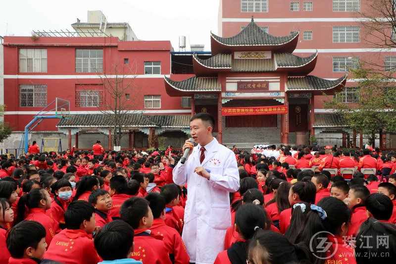 中药药香满校园 心理健康伴永远——罗平县中医医院“中医药文化心理健康知识”走进腊峰小学