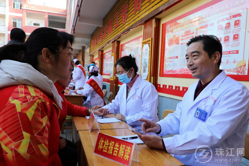 中药药香满校园 心理健康伴永远——罗平县中医医院“中医药文化心理健康知识”走进腊峰小学