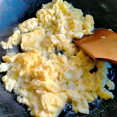 虾皮炒鸡蛋,虾皮炒鸡蛋的做法