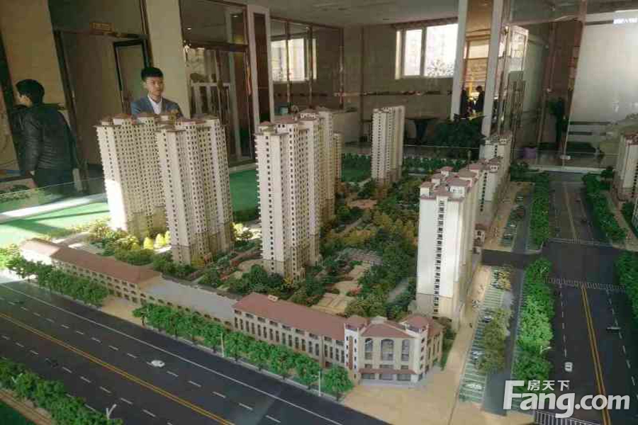 万和观府 VS 金地逸景，哪个更宜居？