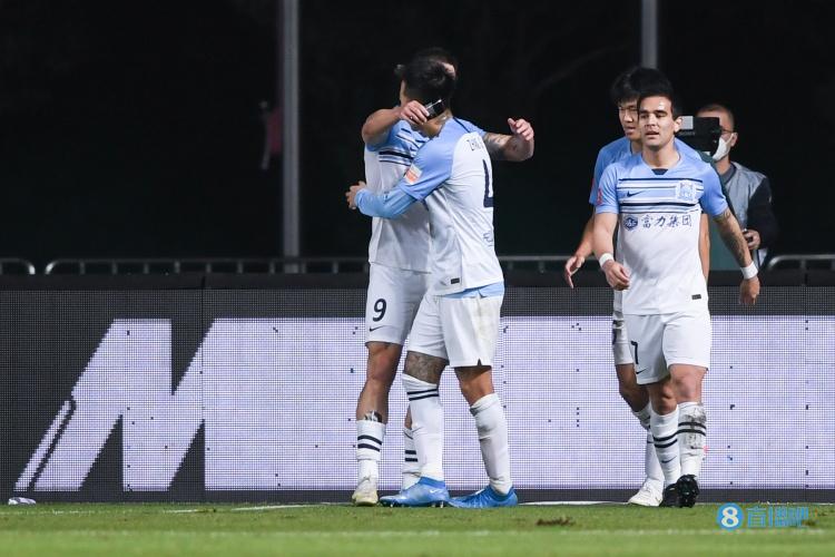 如无意外范加斯特将继续执教（足球报：广汽工作组已进驻广州城展开工作 范加斯特有望留任）-趣拿体育