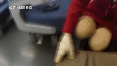 百万行李在高铁上不翼而飞，监控现真相