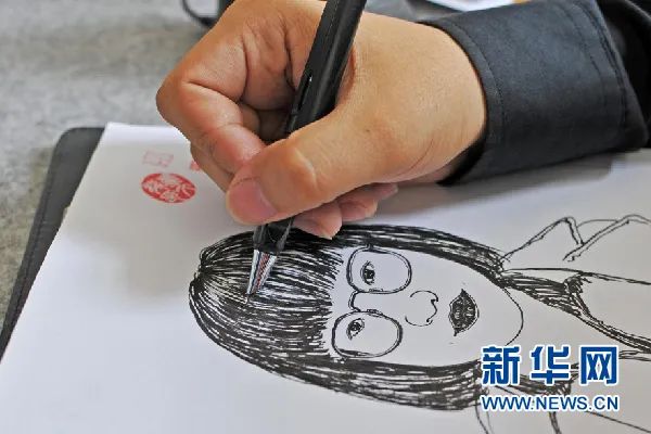 冬奥会简笔画(厉害了！这位河北高校老师手绘冬奥)