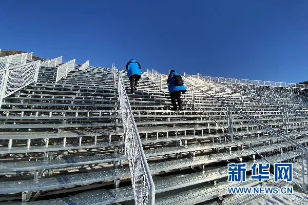 冬奥会简笔画(厉害了！这位河北高校老师手绘冬奥)