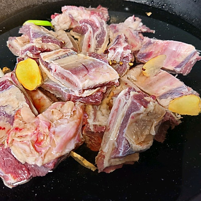 牛排骨的制作方法牛排的家常（适合全家的红烧牛排骨）