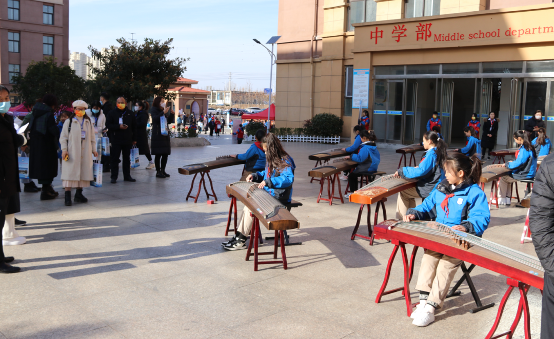 “共享课堂”，何以给“双减”提供样本？