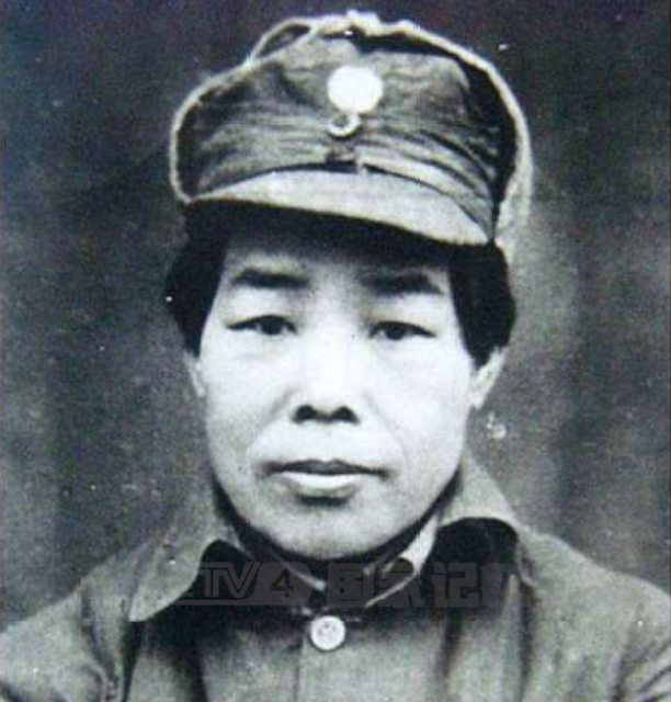 新四军有一位传奇女将，被毛主席称为“红心女战士”