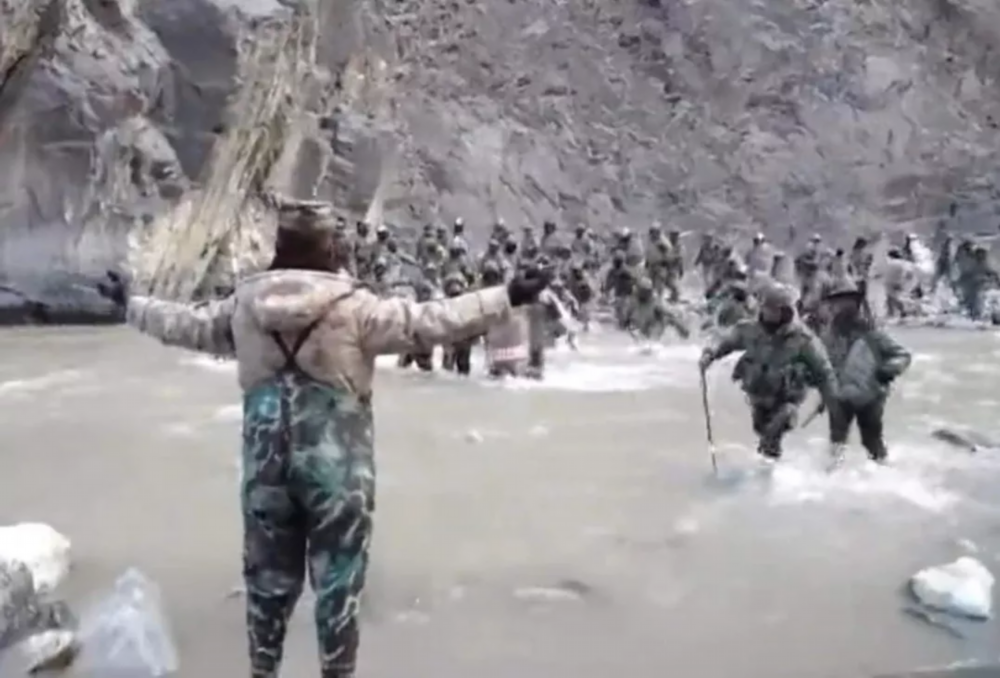 2021年的这些照片，我们不会忘记