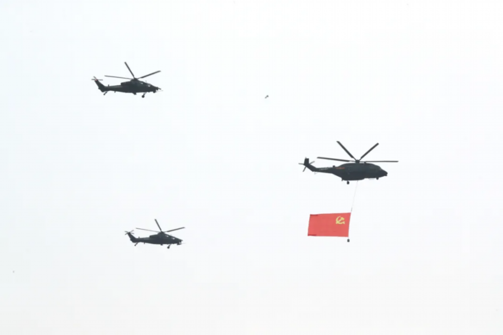 2021年的这些照片，我们不会忘记