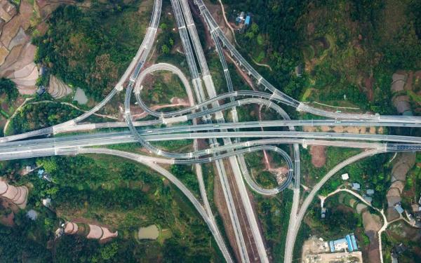 刚刚，重庆三条高速公路同时通车