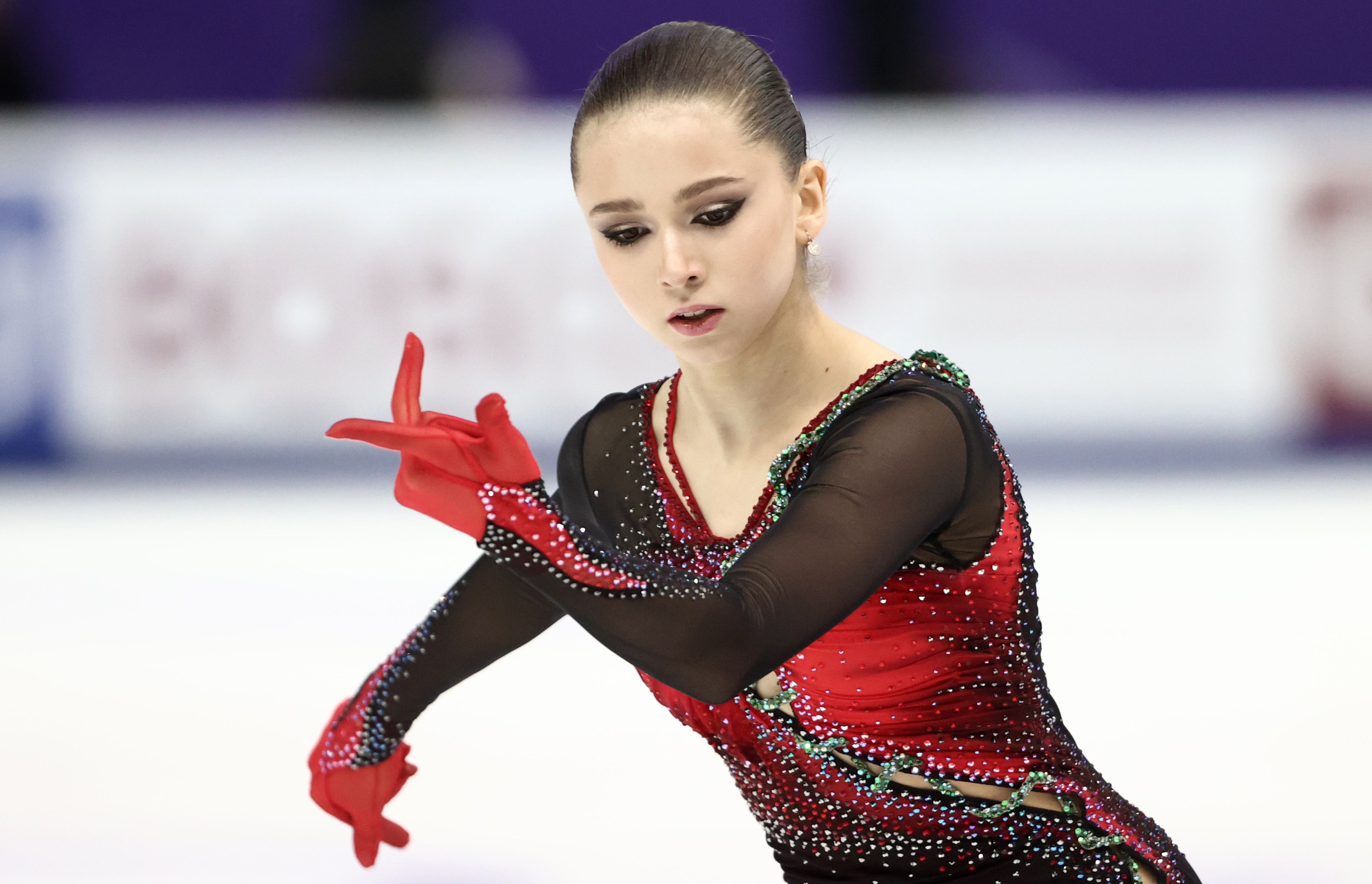 成夺冠最大热门(连破世界纪录,瓦利耶娃成冬奥会花滑最大夺冠热门)