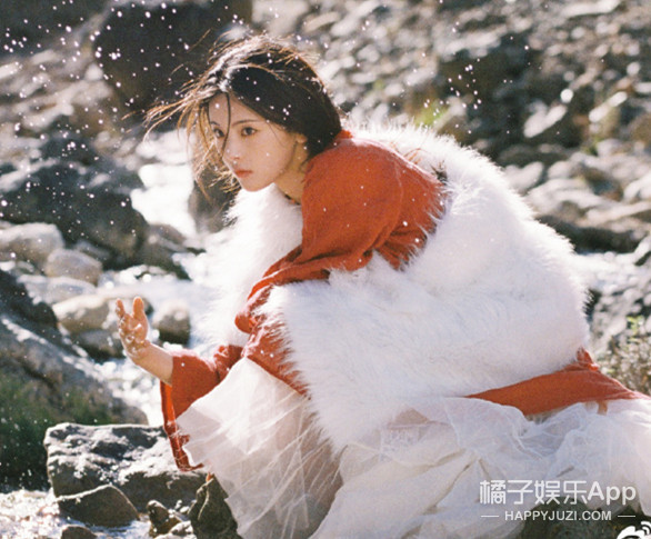 难怪每次都能上热搜，确实美啊