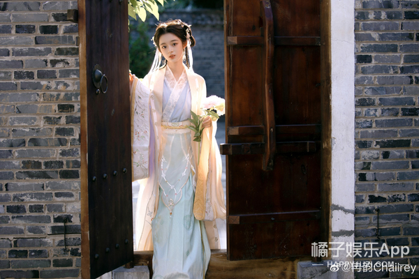 难怪每次都能上热搜，确实美啊