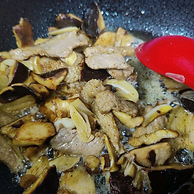 香菇炒肉,香菇炒肉怎么做