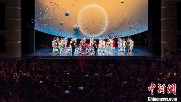线上线下共同见证《世纪》为第五届中国国际芭蕾演出季闭幕