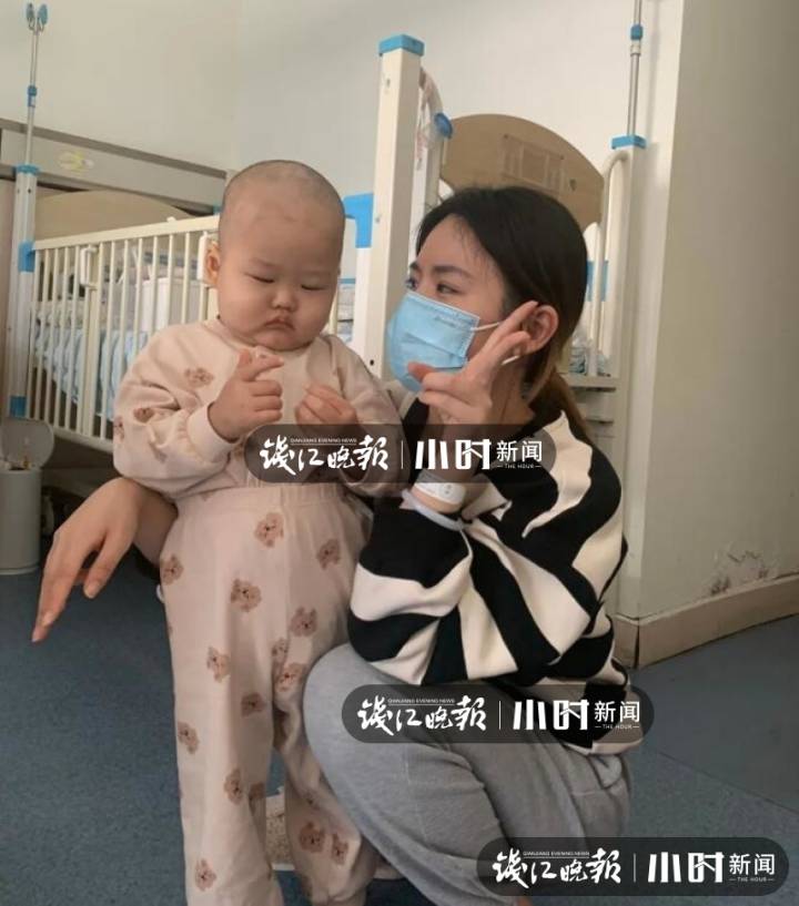 “光头还是很漂亮啊！”杭州三岁宝宝鼓励病友小姐姐刷屏，妈妈：没在孩子面前掉过一滴泪