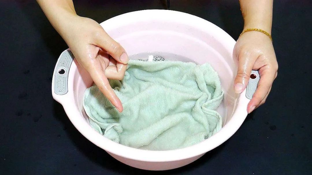 毛巾用久了為啥又臭又滑？多久換一次合適？