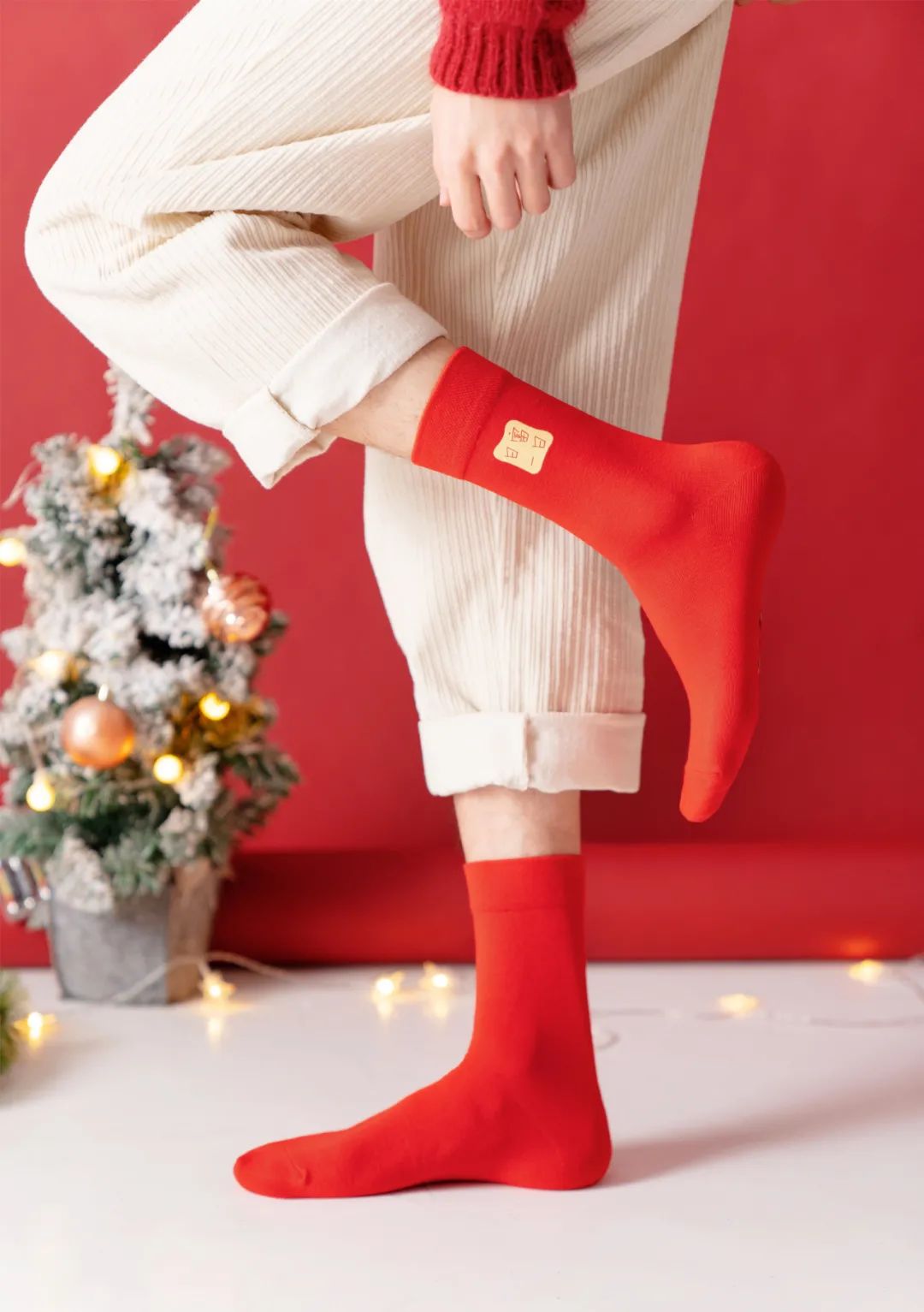 新年穿红袜，好运一整年！2022虎年“红”运袜来啦，新疆长绒棉，舒服